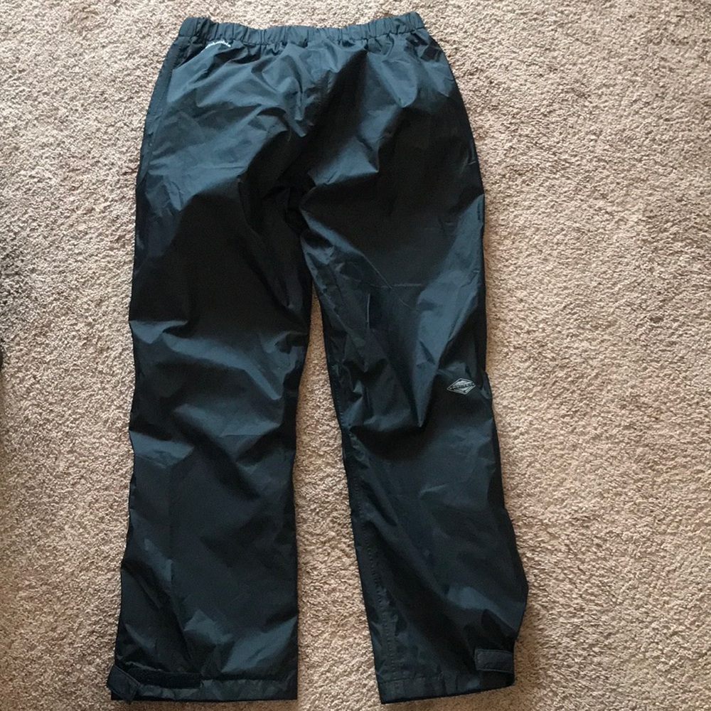 Columbia black ski snow pants in size large